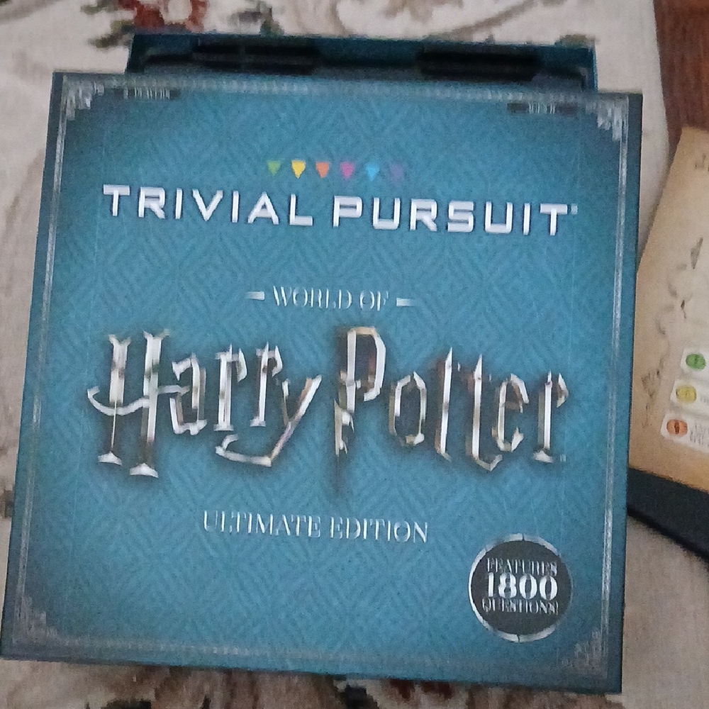 Trivial Pursuit World of Harry Potter Ultimate Edition Board Game - Blue
